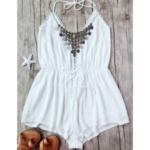 ZAFUL Halter Plunge Crochet Trimmed Romper
